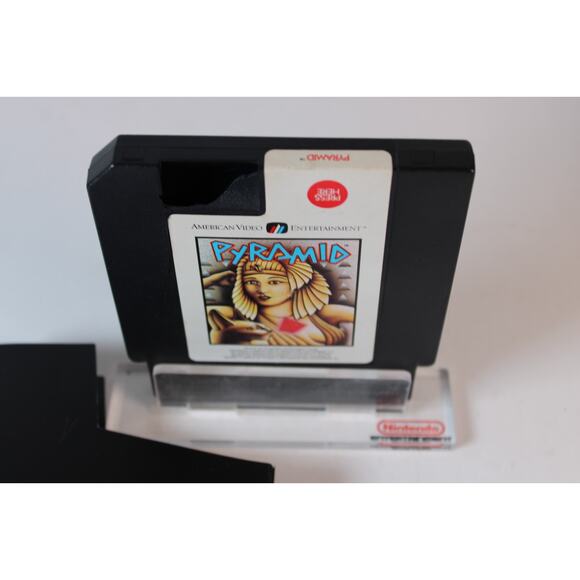 Pyramid (Nintendo Entertainment System NES) Cartridge and sleeve, tested/works - Picture 3 of 9